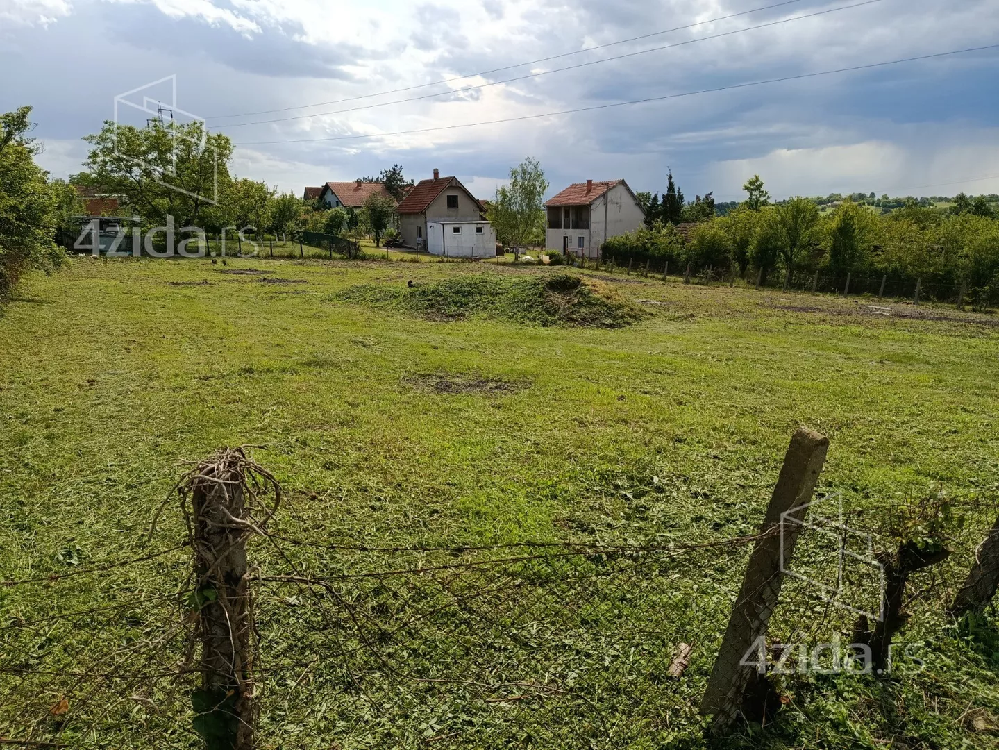 Građevinsko zemljište | 4zida