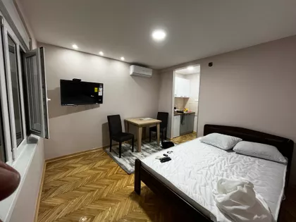 Stojana Novakovića 64 | 4zida.rs