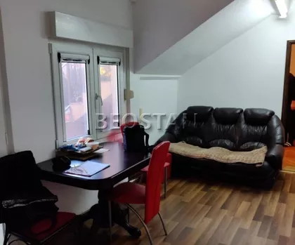 Cetinjska | 4zida.rs
