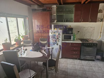 Okolne lokacije | 4zida.rs