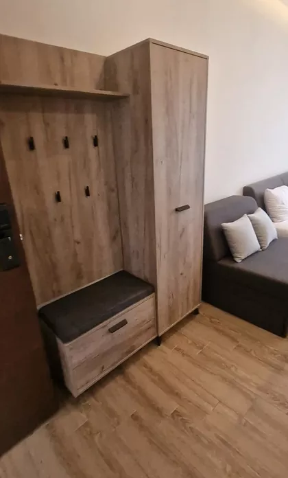 Stefana Prvovenčanog 64 | 4zida.rs