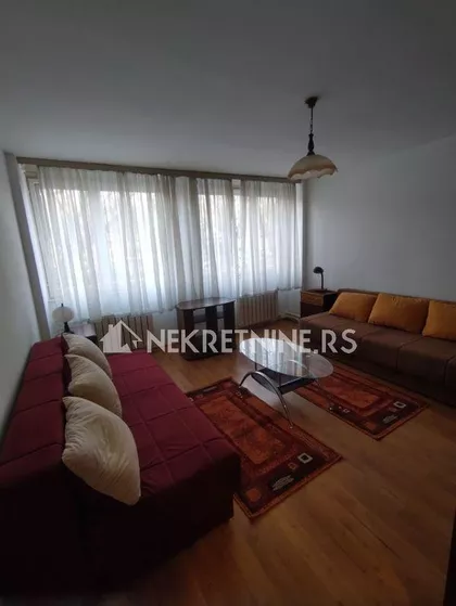 Ustanička | 4zida.rs