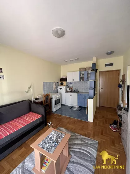 ROMANIJSKA | 4zida.rs