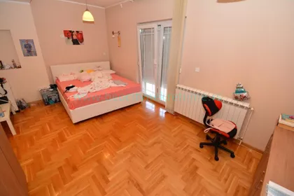 Lovačka | 4zida.rs