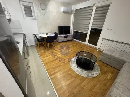 Bulevar Patrijarha Pavla (Somborski Bulevar) | 4zida.rs