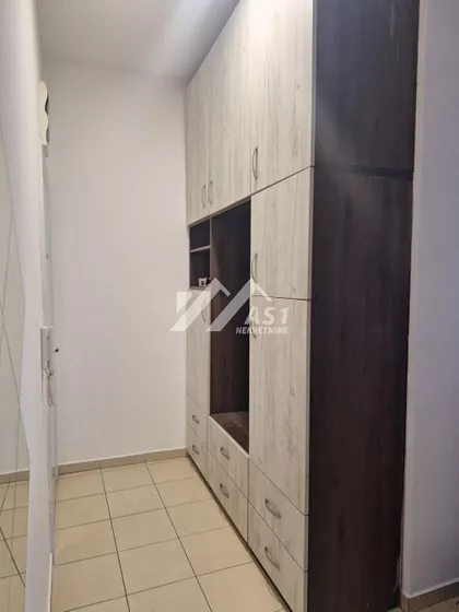 Janka Čmelika | 4zida.rs