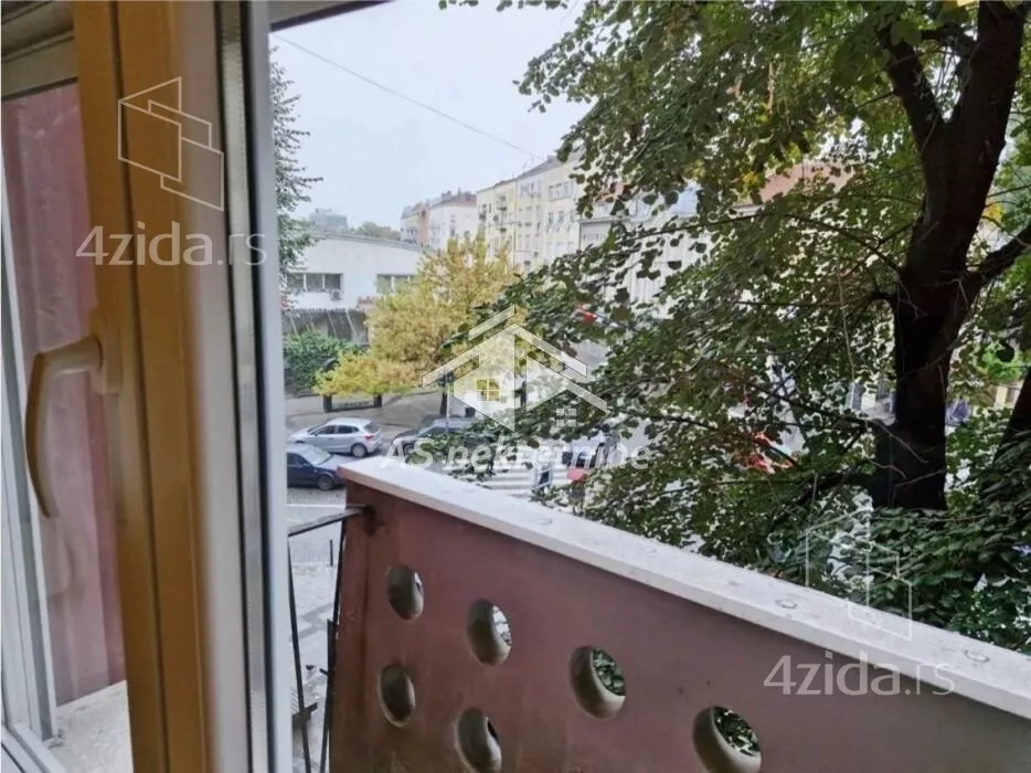 Kancelarija | 4zida