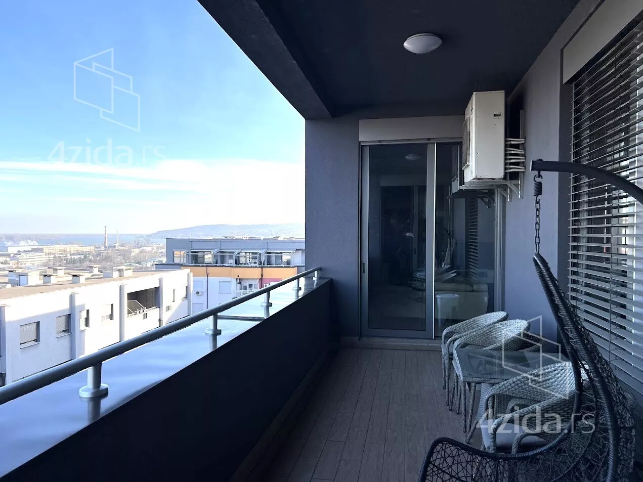 Četvorosoban stan | 4zida