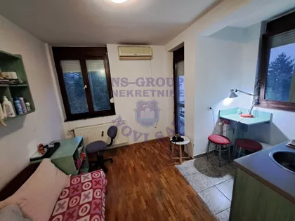 Hadži Ruvimova | 4zida.rs
