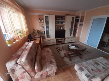 Cara Dušana | 4zida.rs