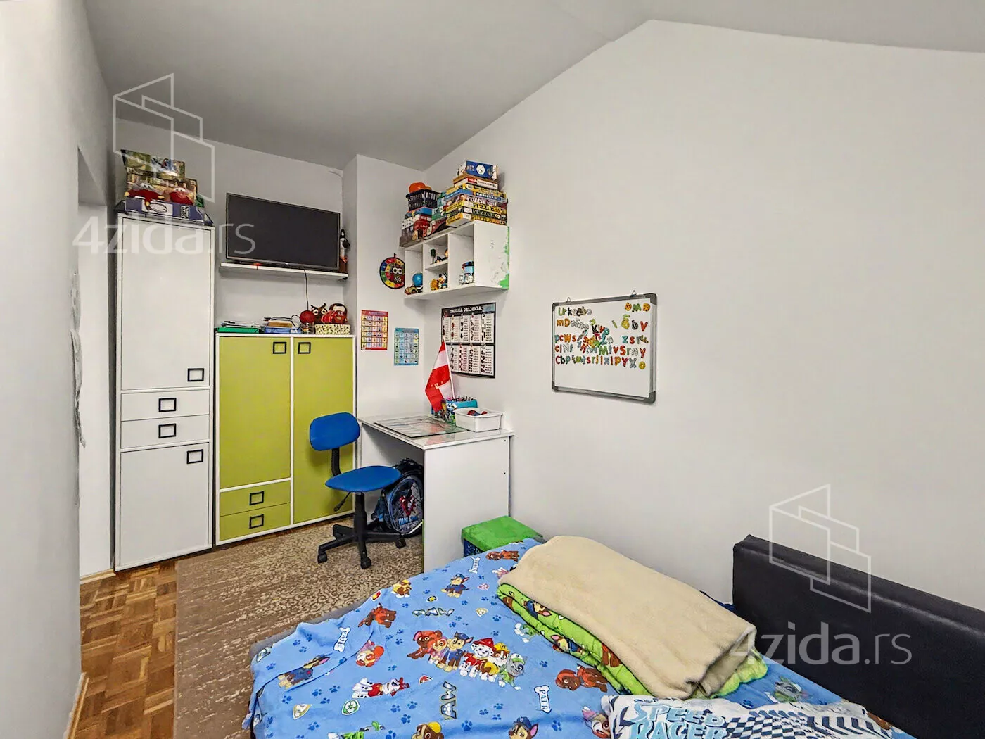 Dvoiposoban stan | 4zida