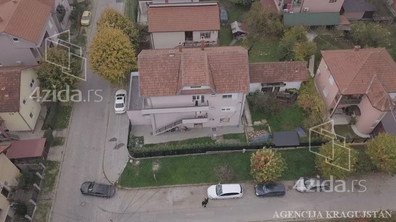 3-etažna kuća | 4zida