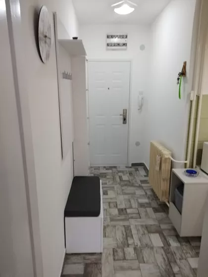 Slovačkih Pobunjenika 9B | 4zida.rs
