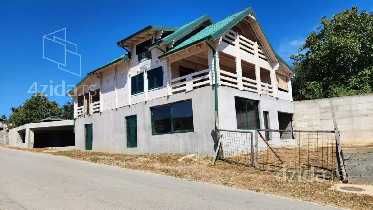 Kuća | 4zida