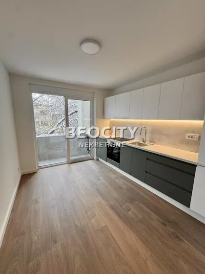 Čarlija Čaplina | 4zida.rs