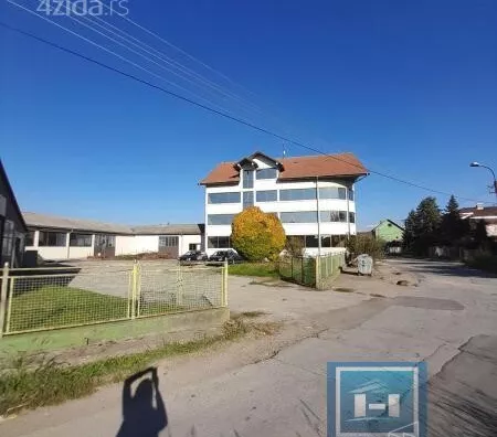 Poslovni prostor | 4zida