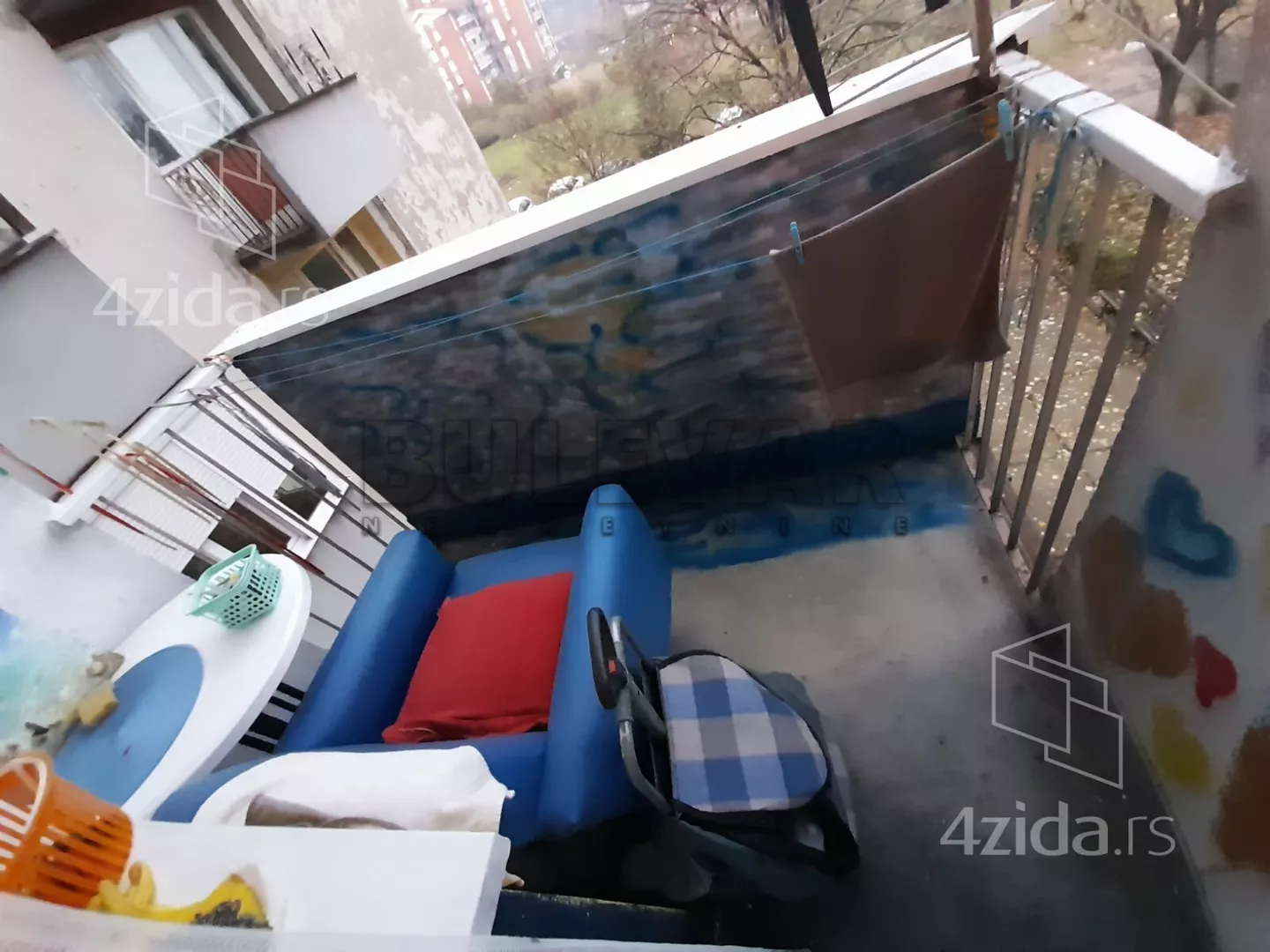 Jednoiposoban stan | 4zida