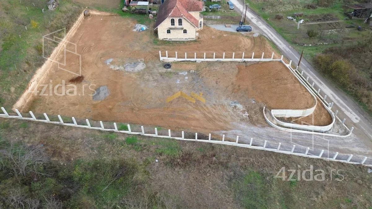 Građevinsko zemljište | 4zida