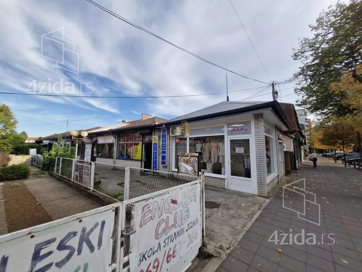Lokal | 4zida