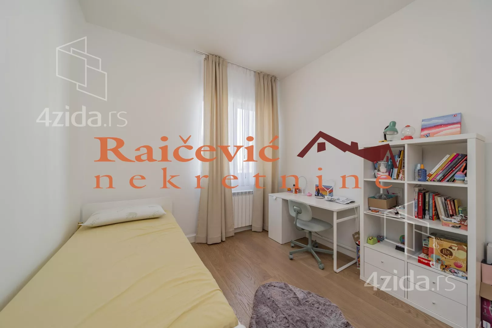 Četvorosoban stan | 4zida