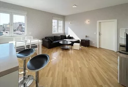 Maršala Birjuzova | 4zida.rs