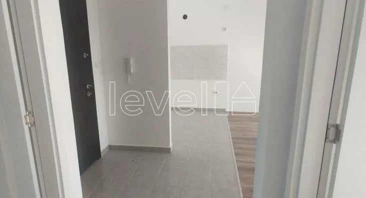 Šestosoban stan | 4zida