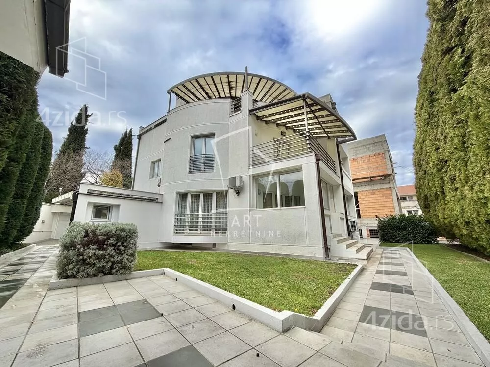 3-etažna kuća | 4zida