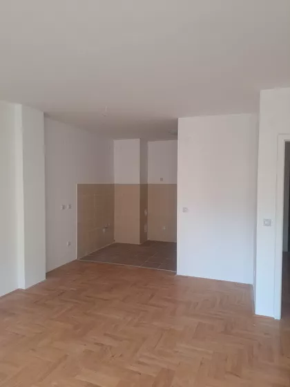 Branka Krsmanovića 12 | 4zida.rs