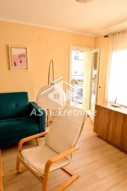 Učiteljsko Naselje | 4zida.rs