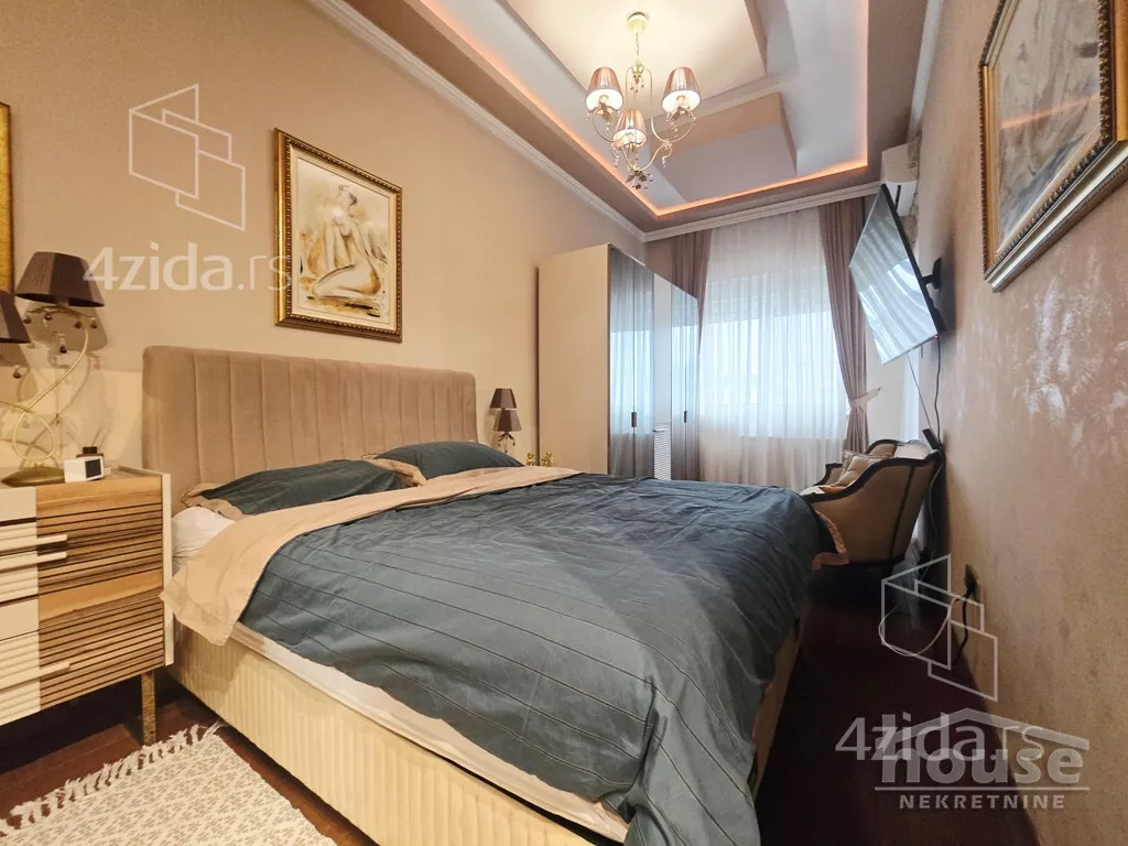 Petosoban stan | 4zida