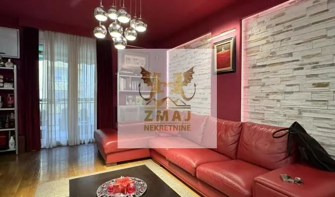 Petosoban stan | 4zida