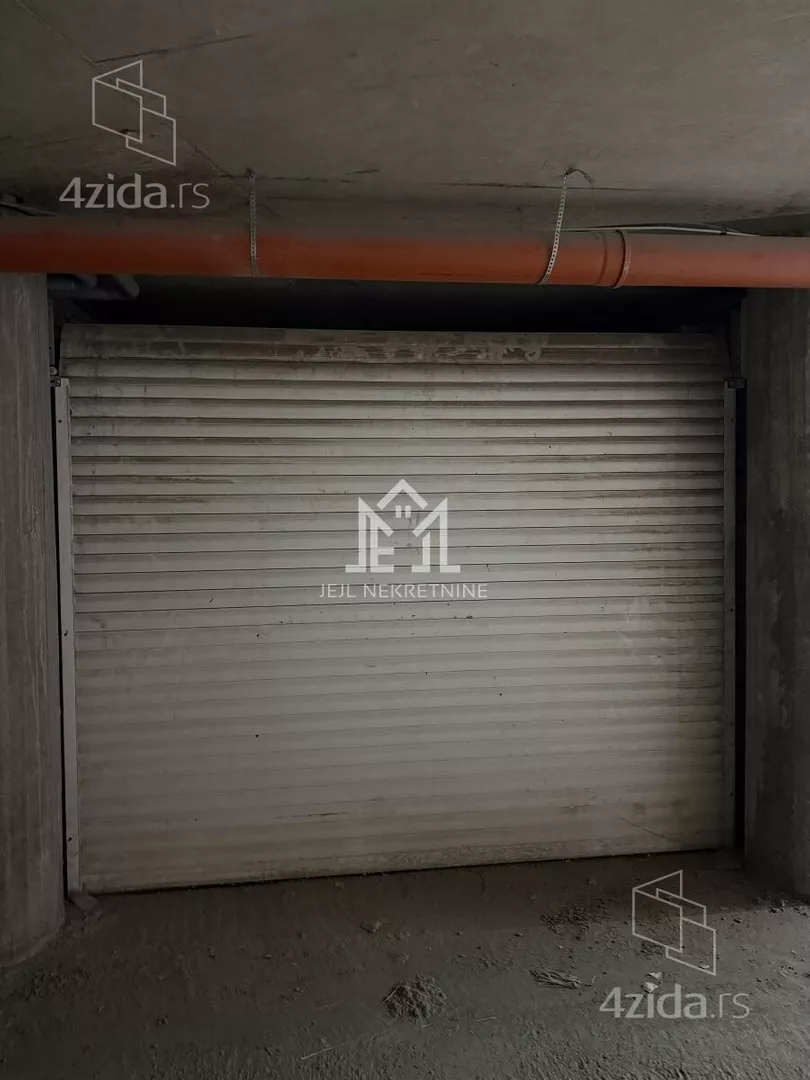 Garaža | 4zida