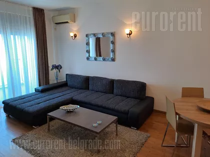 CENTAR | 4zida.rs