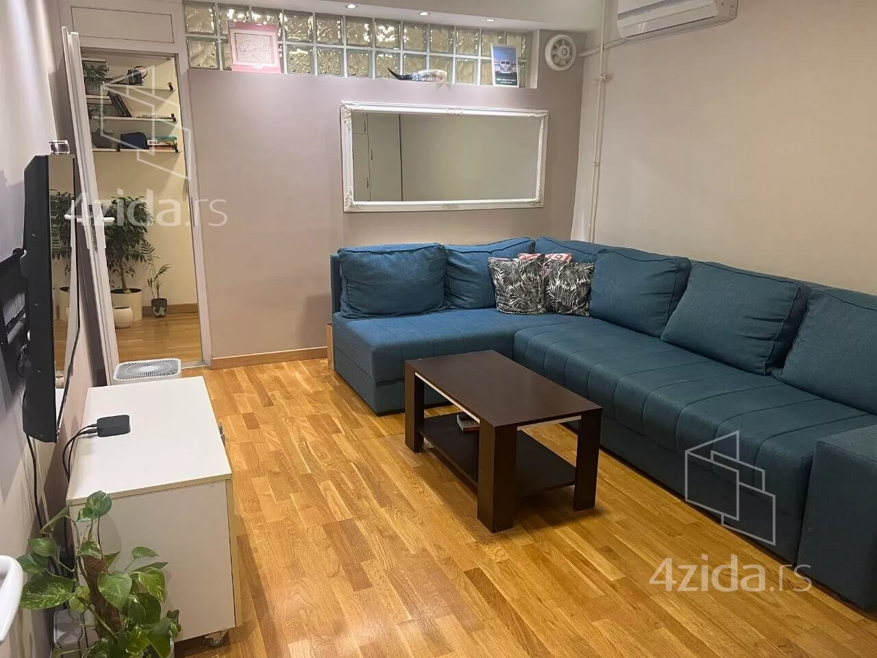 Dvoiposoban stan | 4zida