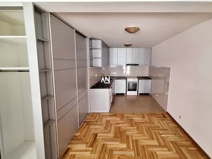 Braće Ribnikar | 4zida.rs