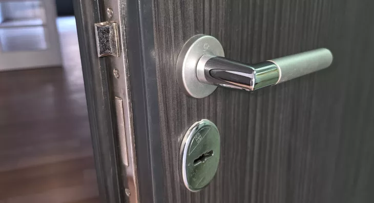 Četvoroiposoban stan | 4zida