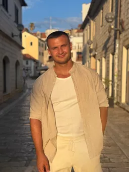 Srdjan Curcic avatar