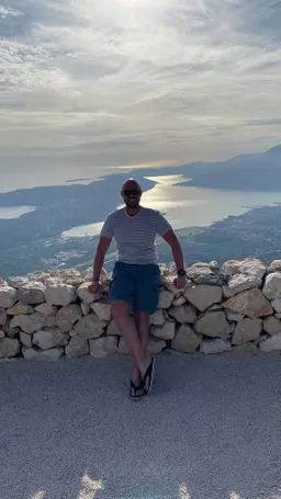 Milos Matkovic avatar