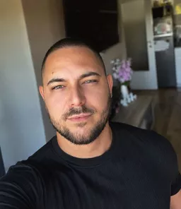 Milos Pejkic avatar