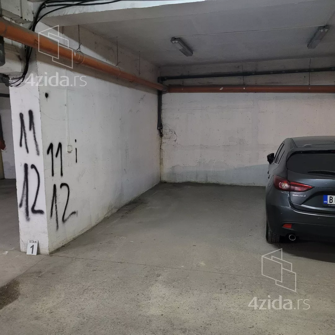 Garaža | 4zida