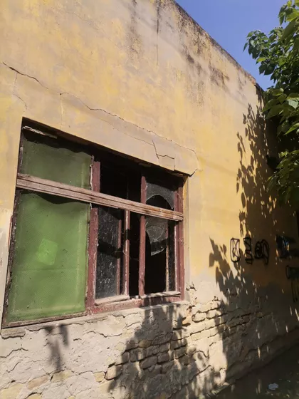 Mali Bajmok | 4zida.rs