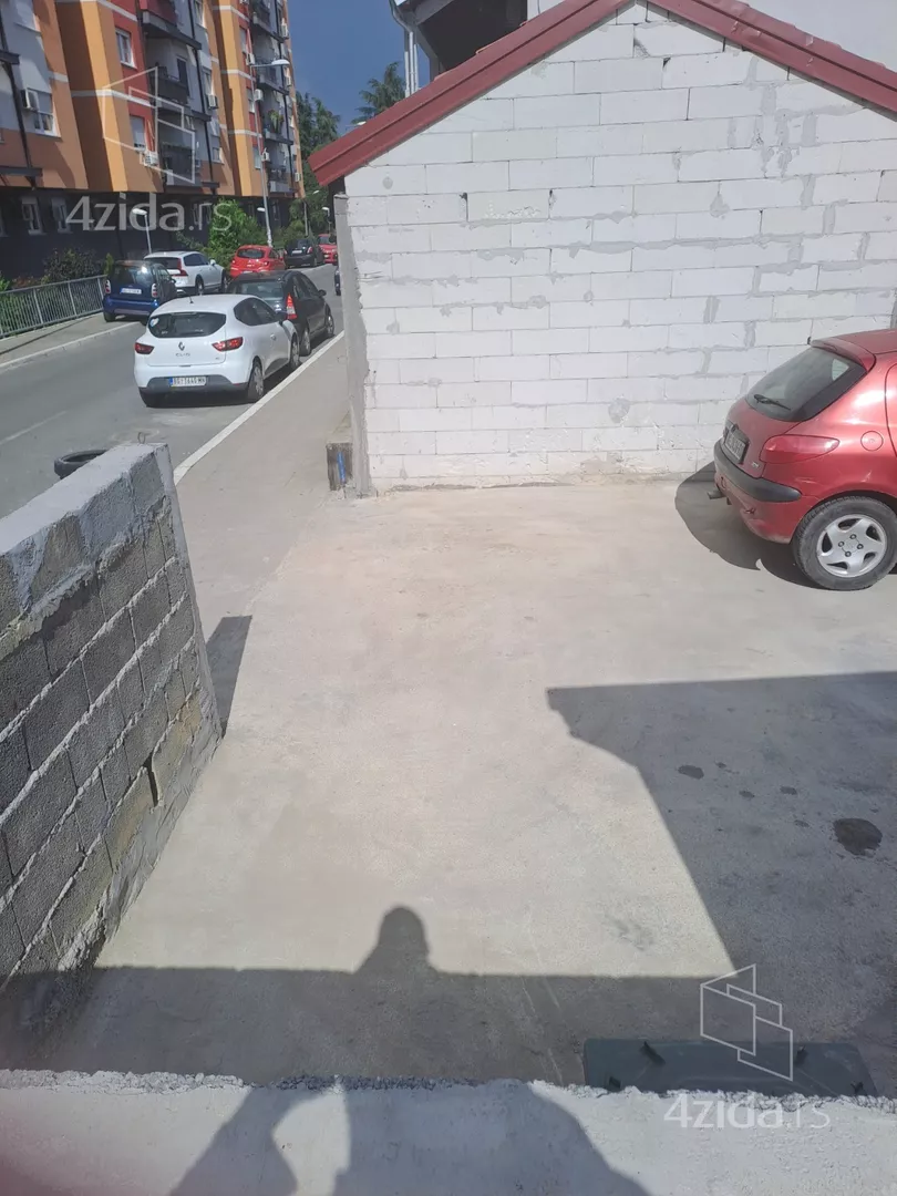 Parking | 4zida