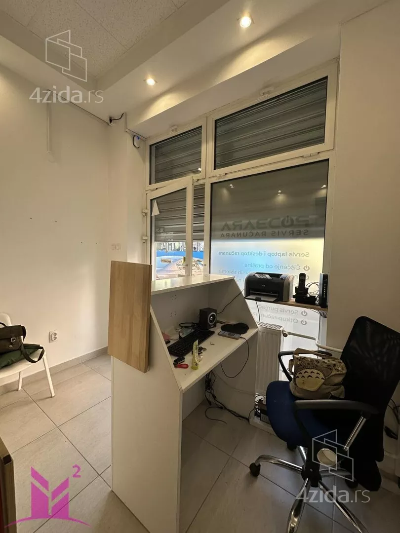 Poslovni prostor | 4zida