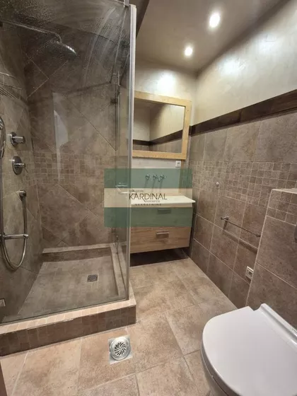 Vašarište | 4zida.rs