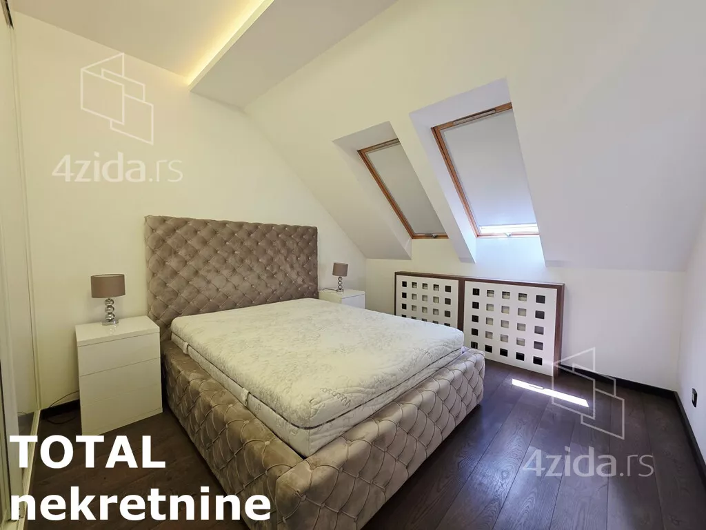 Šestosoban stan | 4zida