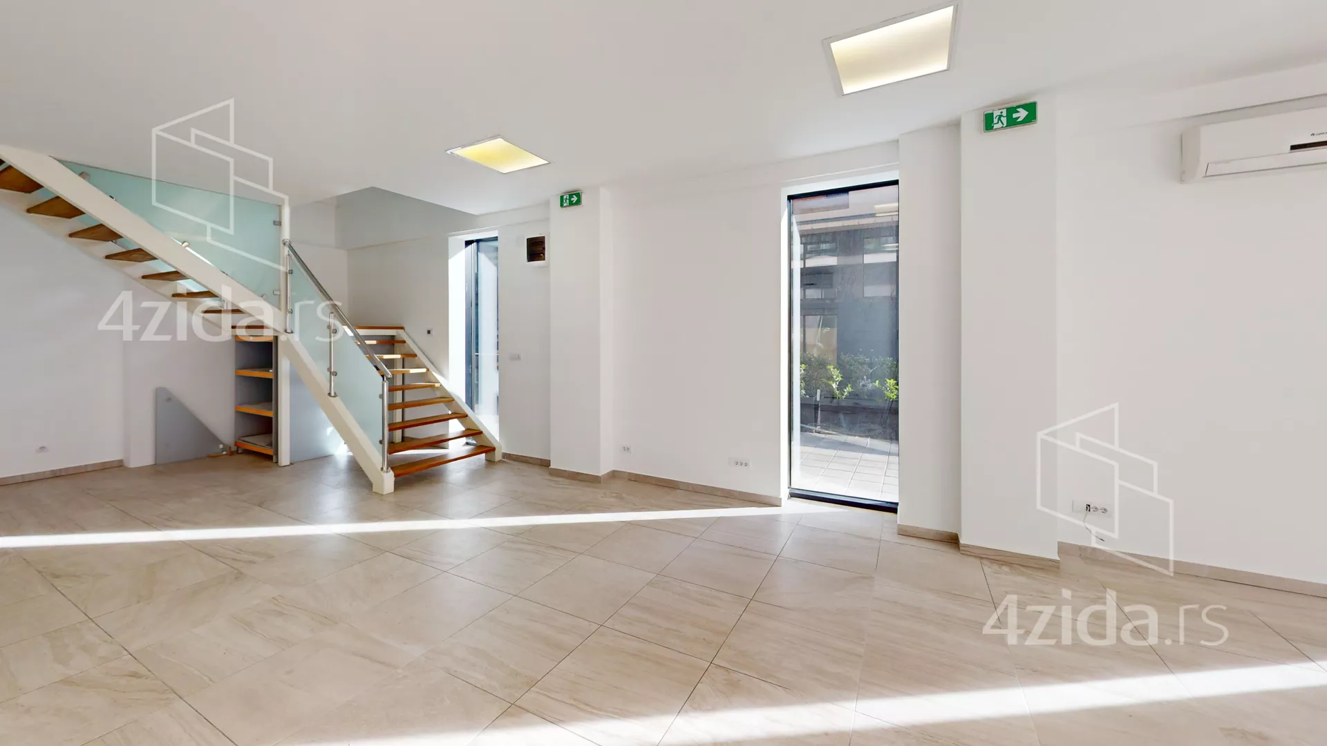 Poslovni prostor | 4zida