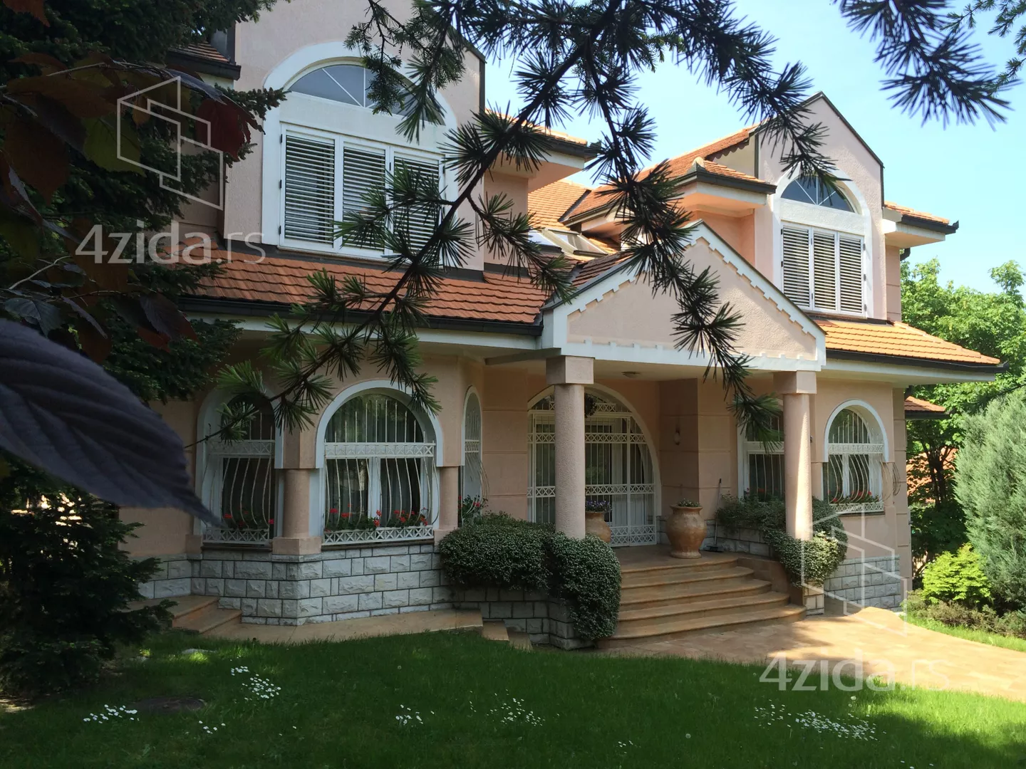 3-etažna kuća | 4zida