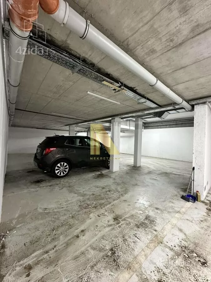 Garaža/Parking | 4zida