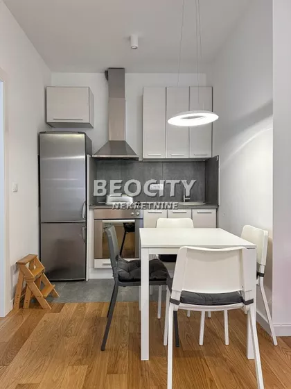 Južni Bulevar | 4zida.rs