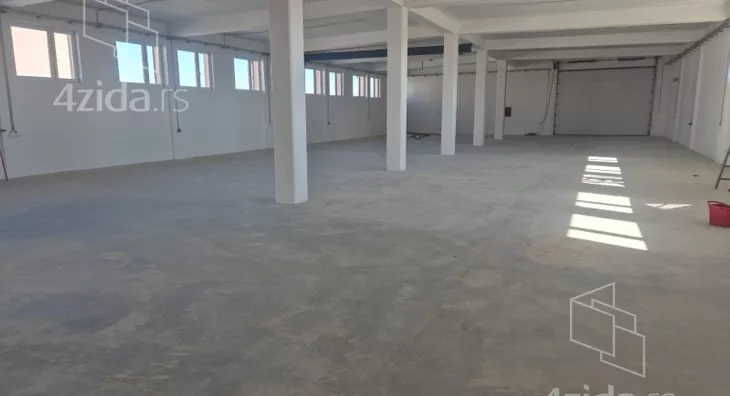 Poslovni prostor | 4zida